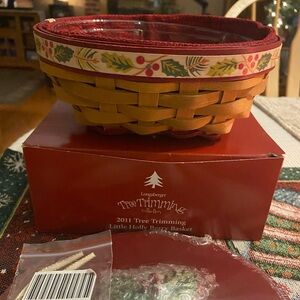 New in orig box and packaging 2011 Longaberger Tree Trimming Basket set